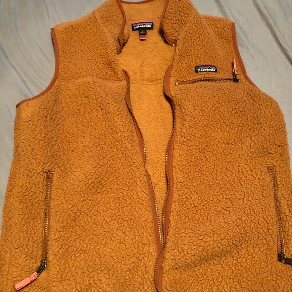 Patagonia Jackets & Blazers - Patagonia Women's Retro Pile Fleece Vest